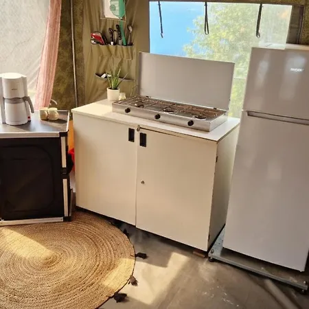 Glamping Bravatents * Blanes